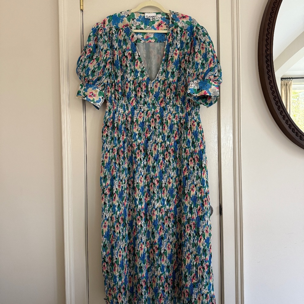 Ganni V Neck Dress in Floral Azure Pleated Georgette Size 10/12